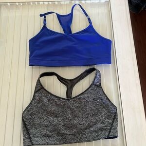 2 VICTORIAS SECRET VSX ATHLETIC BRAS SIZE LARGE GOOD USED CONDITION